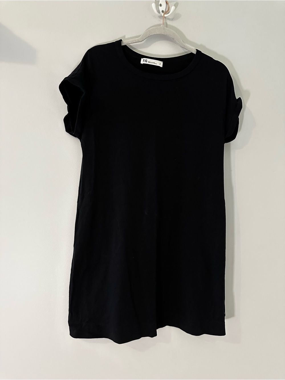 Fig clothing black t-shirt dress with pockets